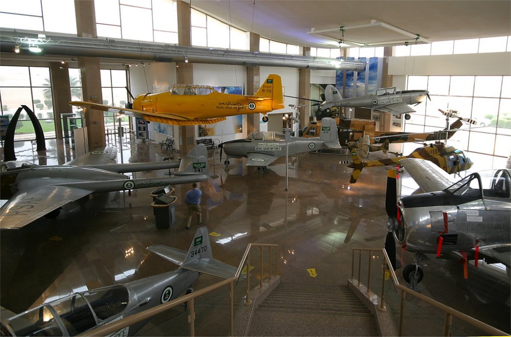 متحف صقر الجزيرة للطيران في الرياض
